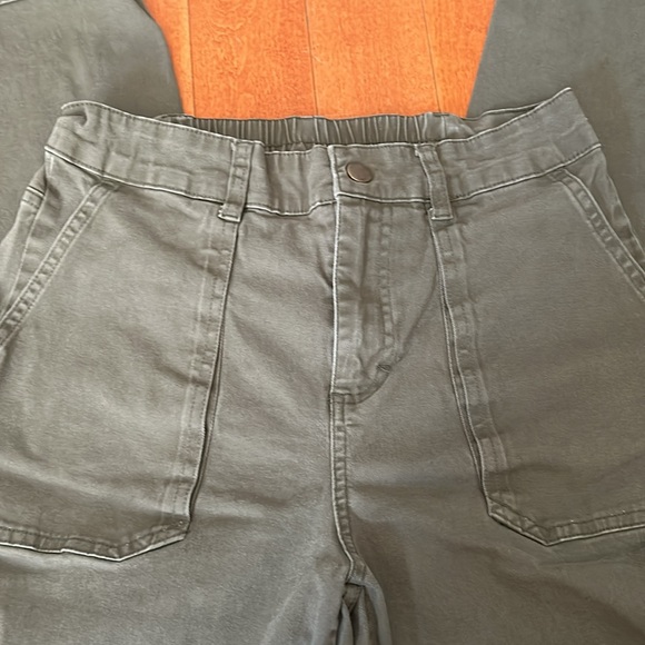 Army Green Cargo Pants - Picture 2 of 4